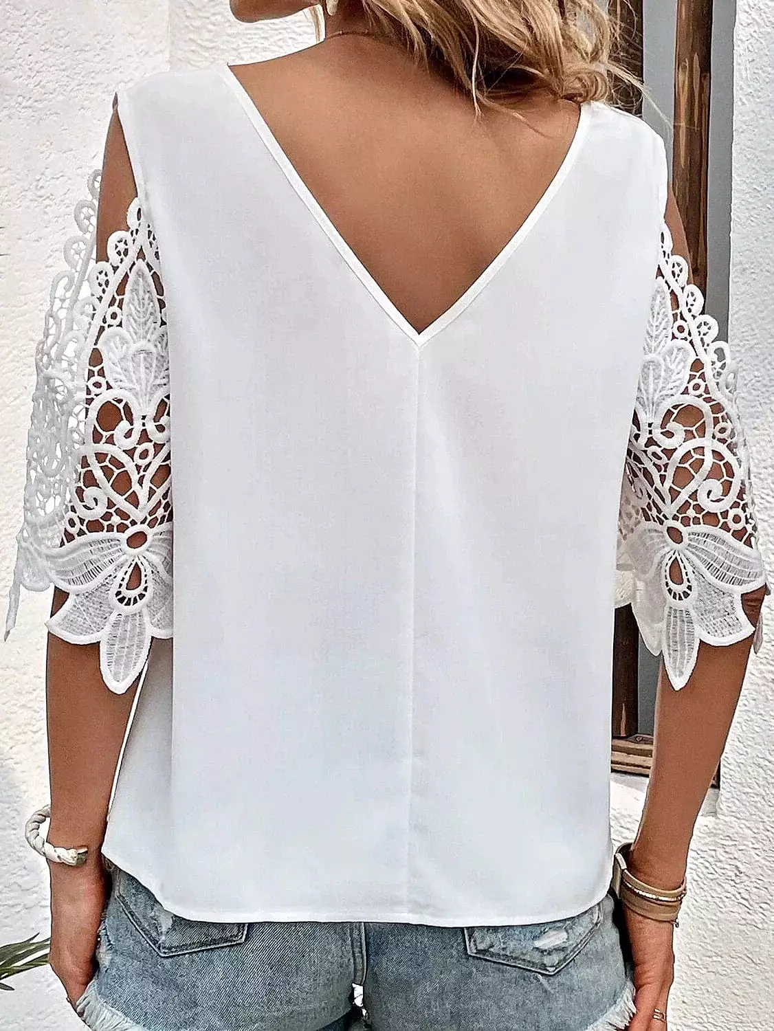 Elegant Women's Lace Shirt Blouse with V Neck and Eye-Catching Print