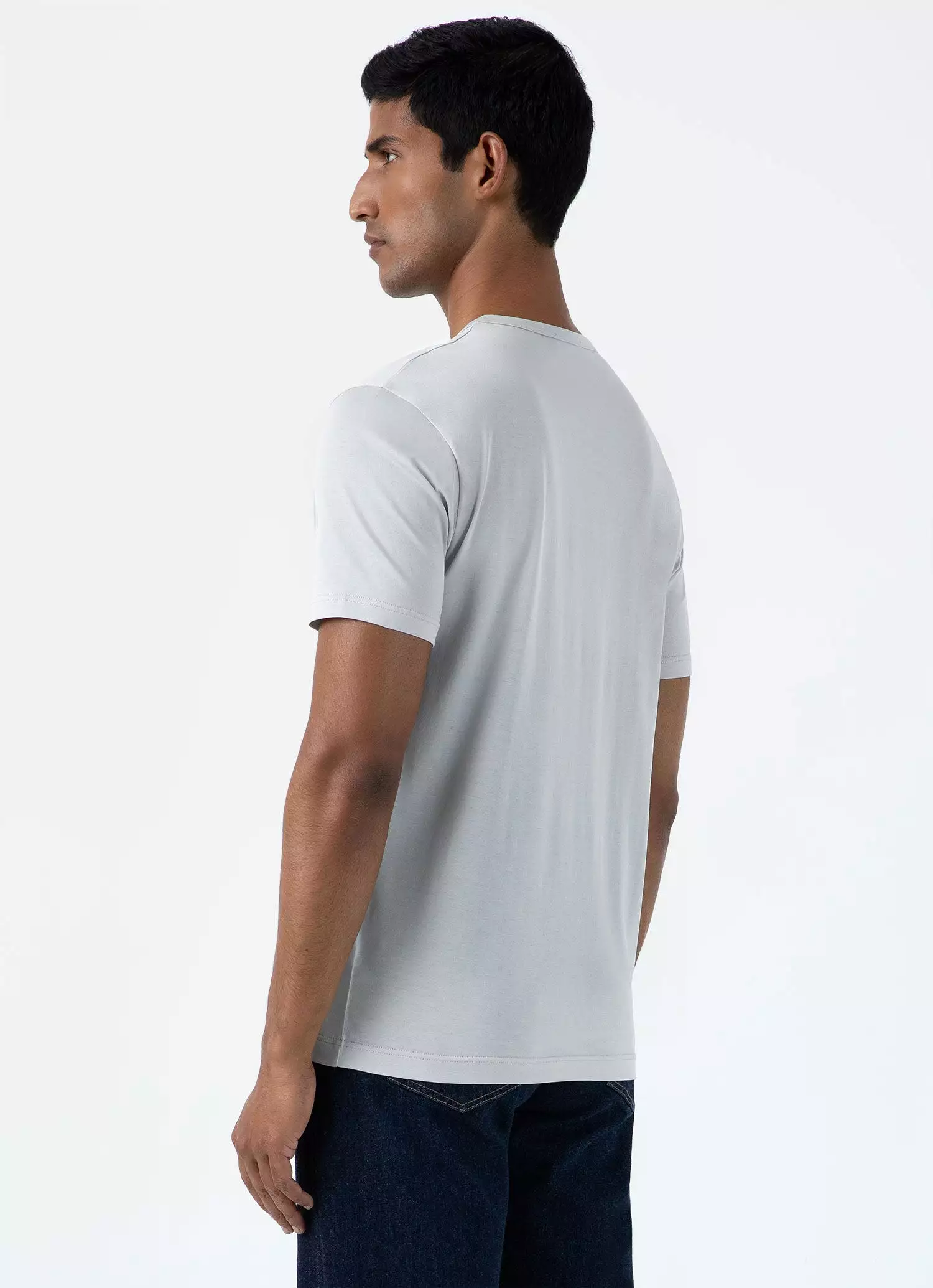 Men's Classic T-shirt in Smoke