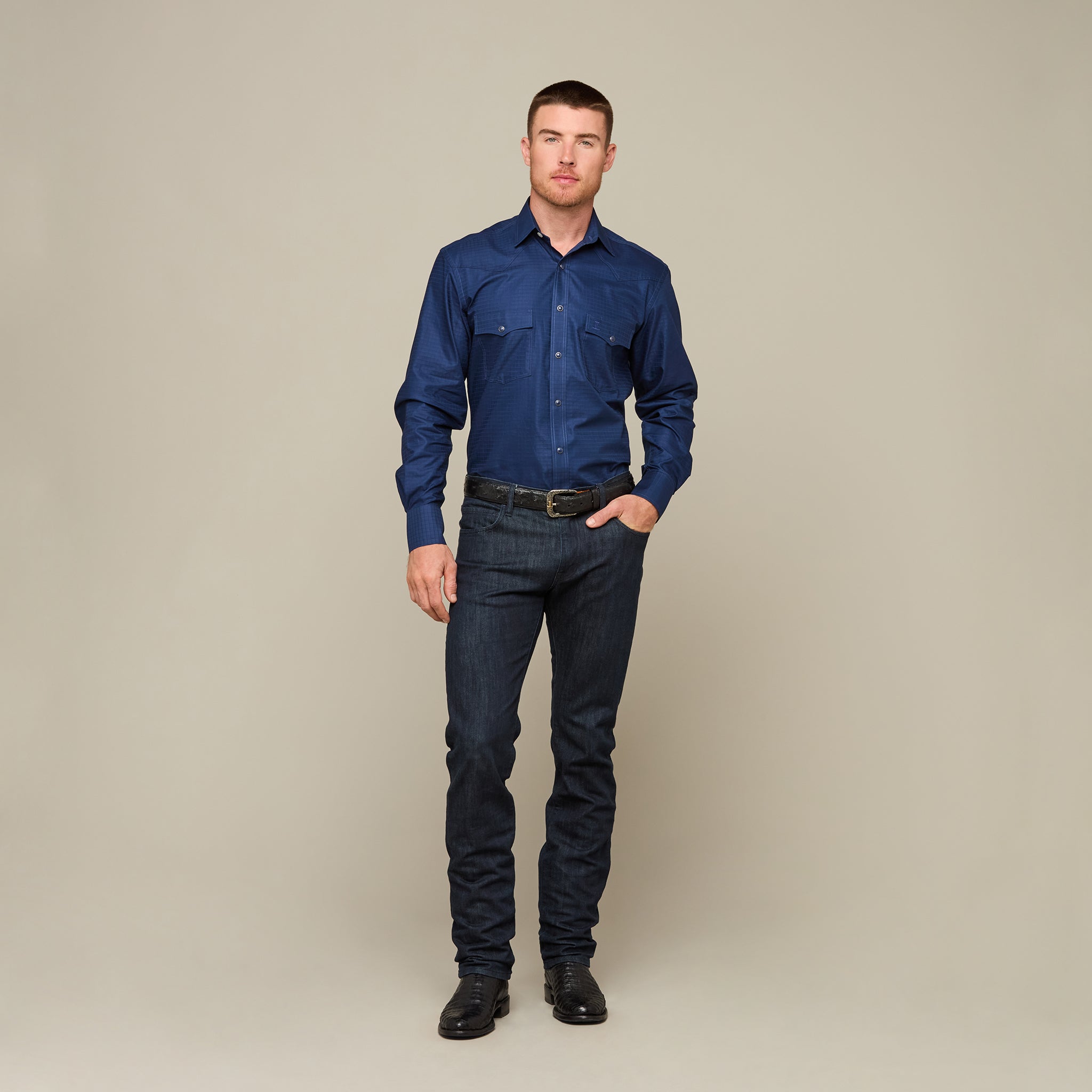 Square Dobby Shirt :: Navy